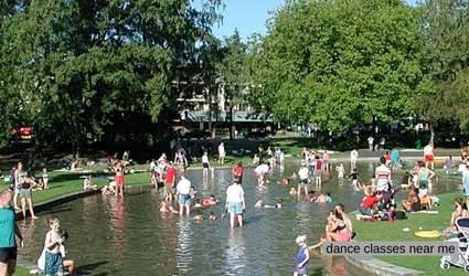 Dance classes near me The Green Lake Wading pool today.