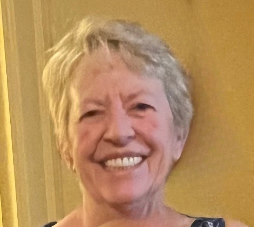 Elizabeth-smiling Elizabeth Chayer